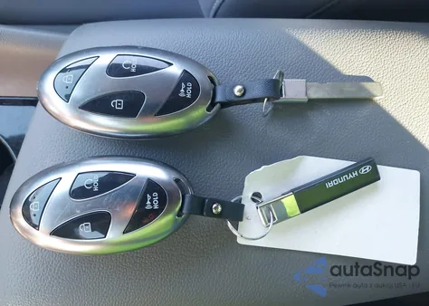 2024 Hyundai Elantra Sel from USA, damaged, VIN KMHLS4DGXRU761707